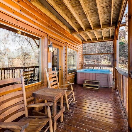 Bearly Believable Villa Sevierville Exterior photo